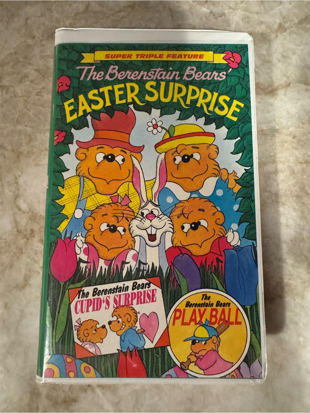 The Berenstain Bears Easter Surprise VHS - Colorful Family Cover